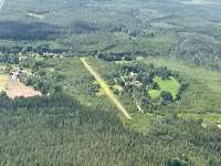Gård 33 ha med flygstråk